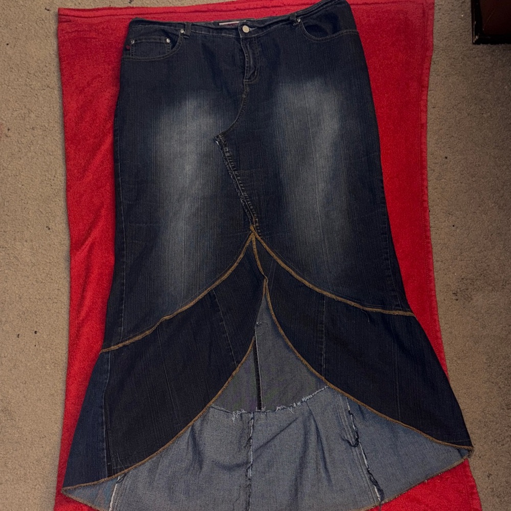 Z. Cavaricci Denim Waistband Detail in Dark Blue with Red Accent